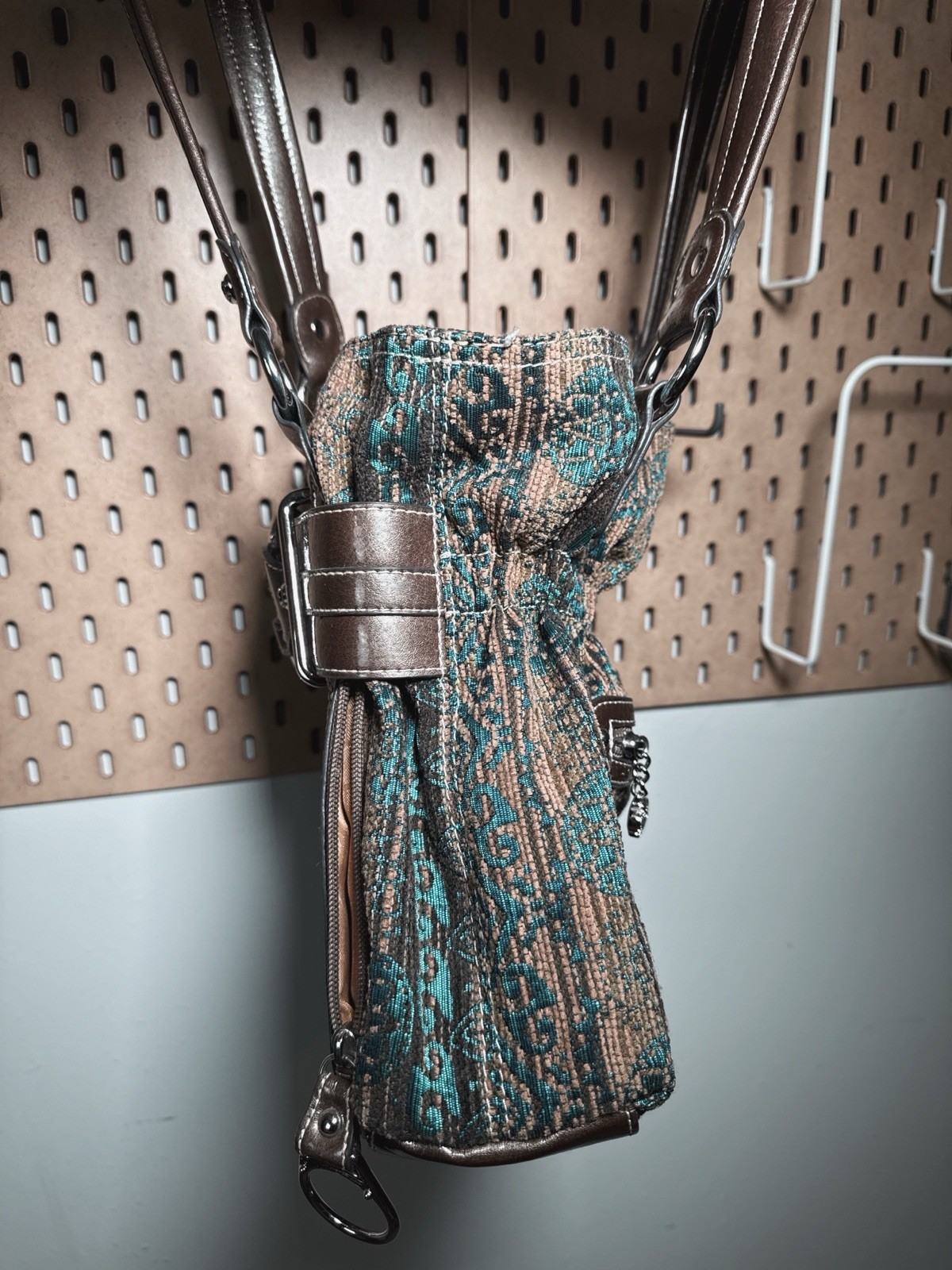 Brown Teal Geometric Shoulder Bag Zip Top Silver Hardware Lined Inner Pockets