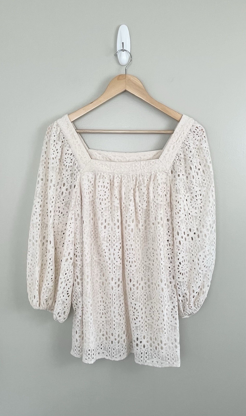 LC Lauren Conrad Women’s 0X Lace Top Flowy Boho Ivory Square Neck Lined