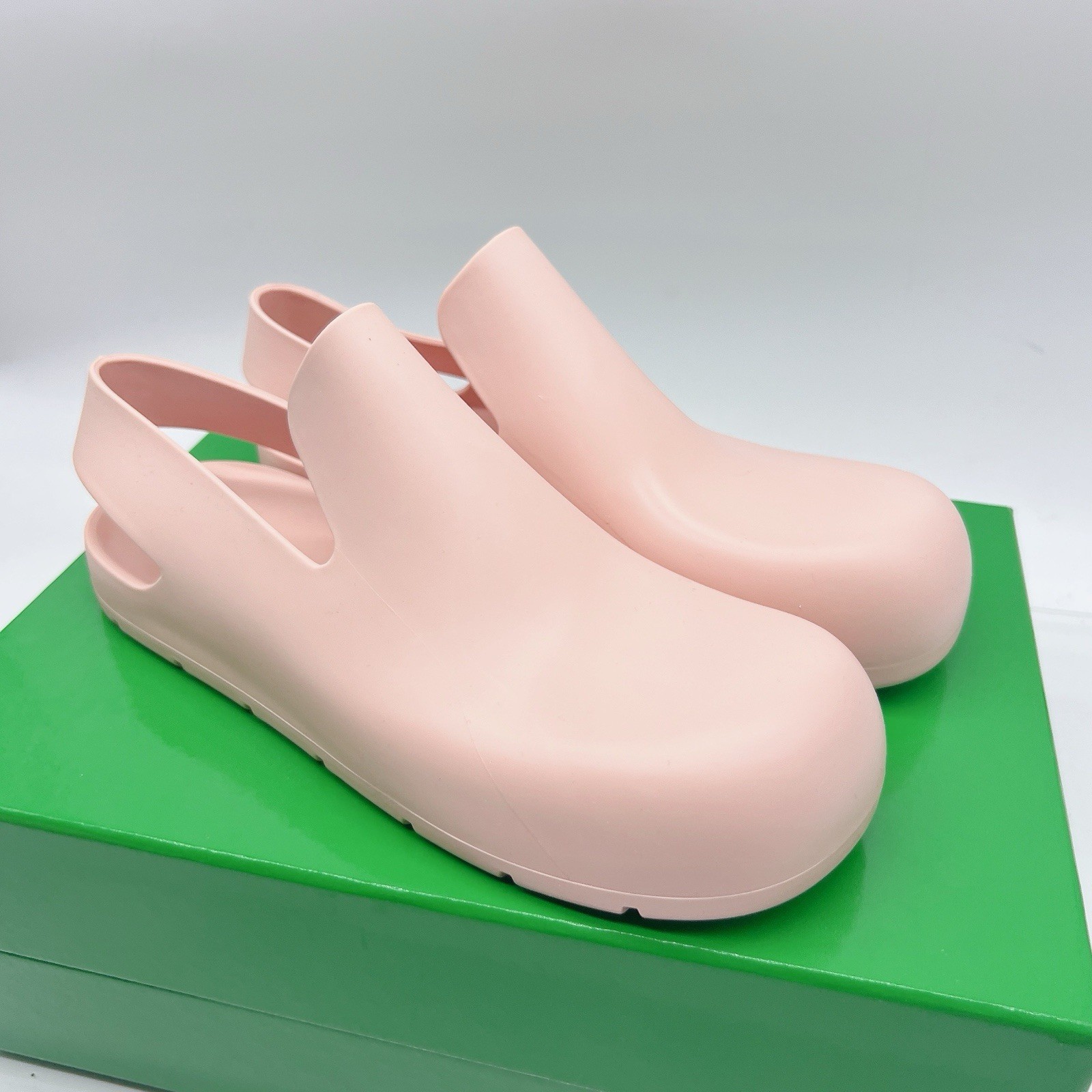 Bottega Veneta Puddle Sandals Peachy Pink Rubber Slingback Mule Clog Flats EU 38