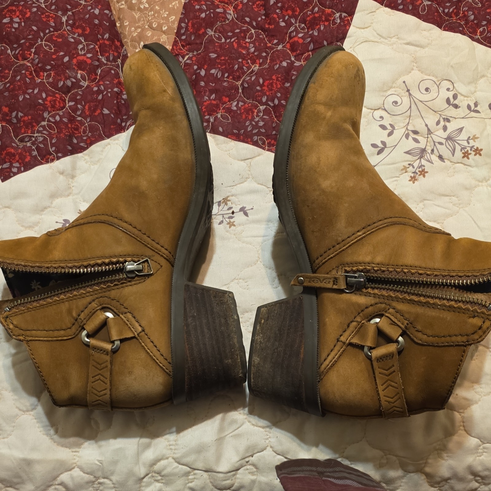 Teva Women’s Brown Leather Ankle Bootie Side Zip Round Toe Block Heel US 10