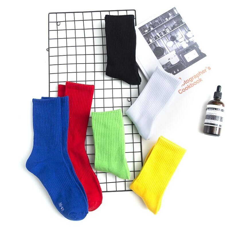 Quality CANDY GREEN Cotton Crew Socks for Unisex Smooth Toe Seam Socks