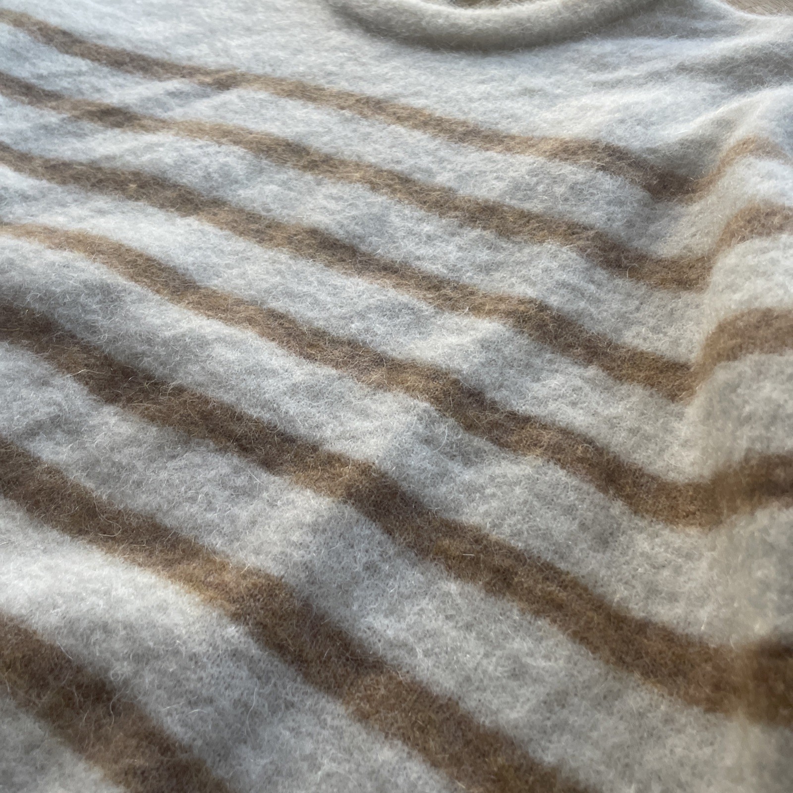 NAVY PARIS Alpaca Blend White Knit Heavy Warm Stripes Sweater Size 2 (M/L)