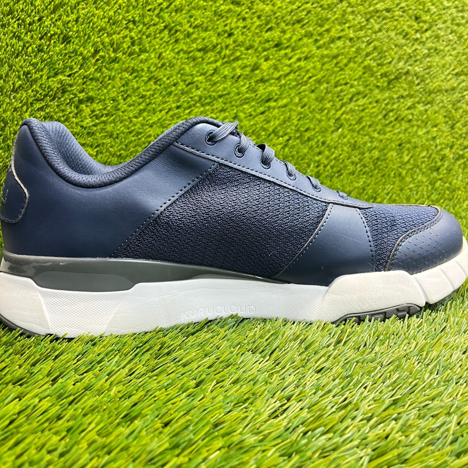 KURU Quantum 2.0 Mens Size 13.5 Blue White Gray Athletic Running Shoes Sneakers