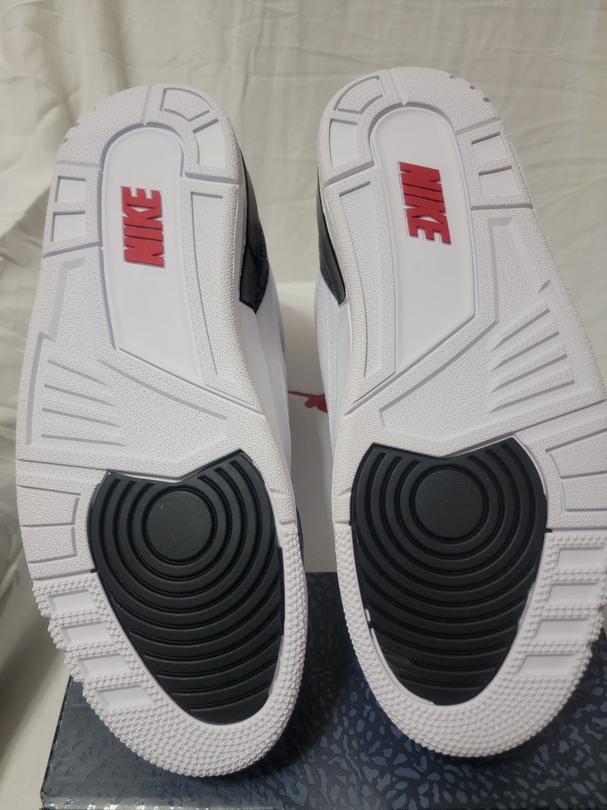 Size 10 – Jordan 3 Retro Denim SE Fire Red 2020