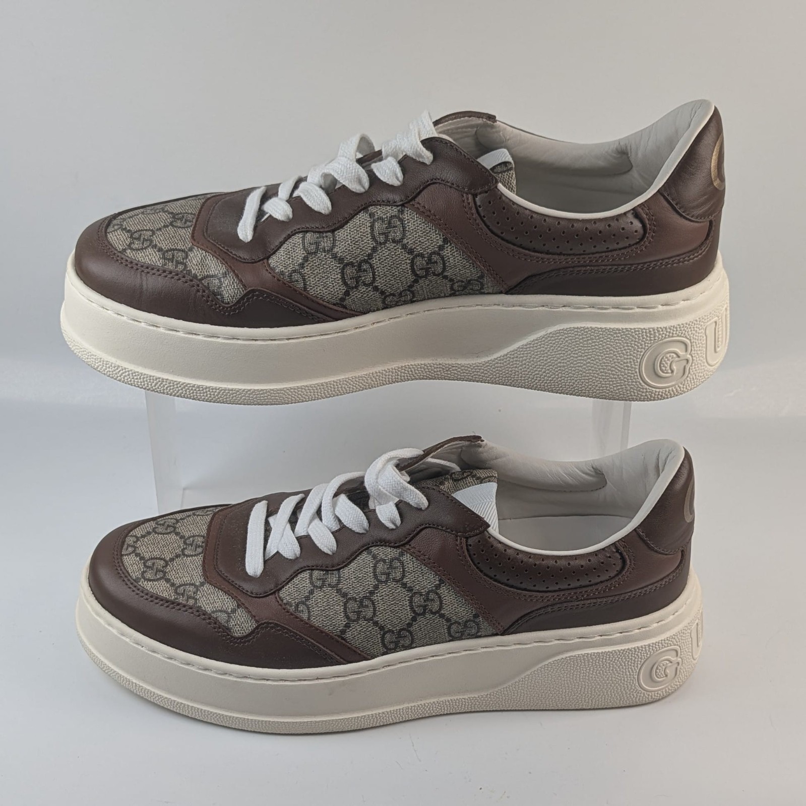 Gucci Men’s Sneaker Beige and Ebony GG Supreme, Gucci Size 8..5