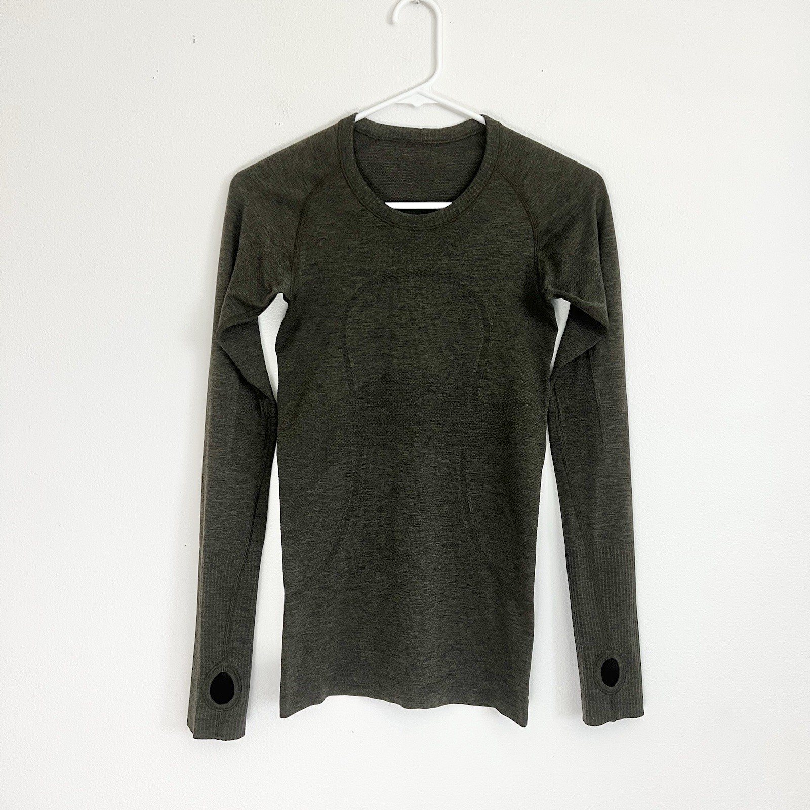 Lululemon Swiftly Tech Longsleeve 2.0 Olive Green Thumb Athleisure Gorpcore 2