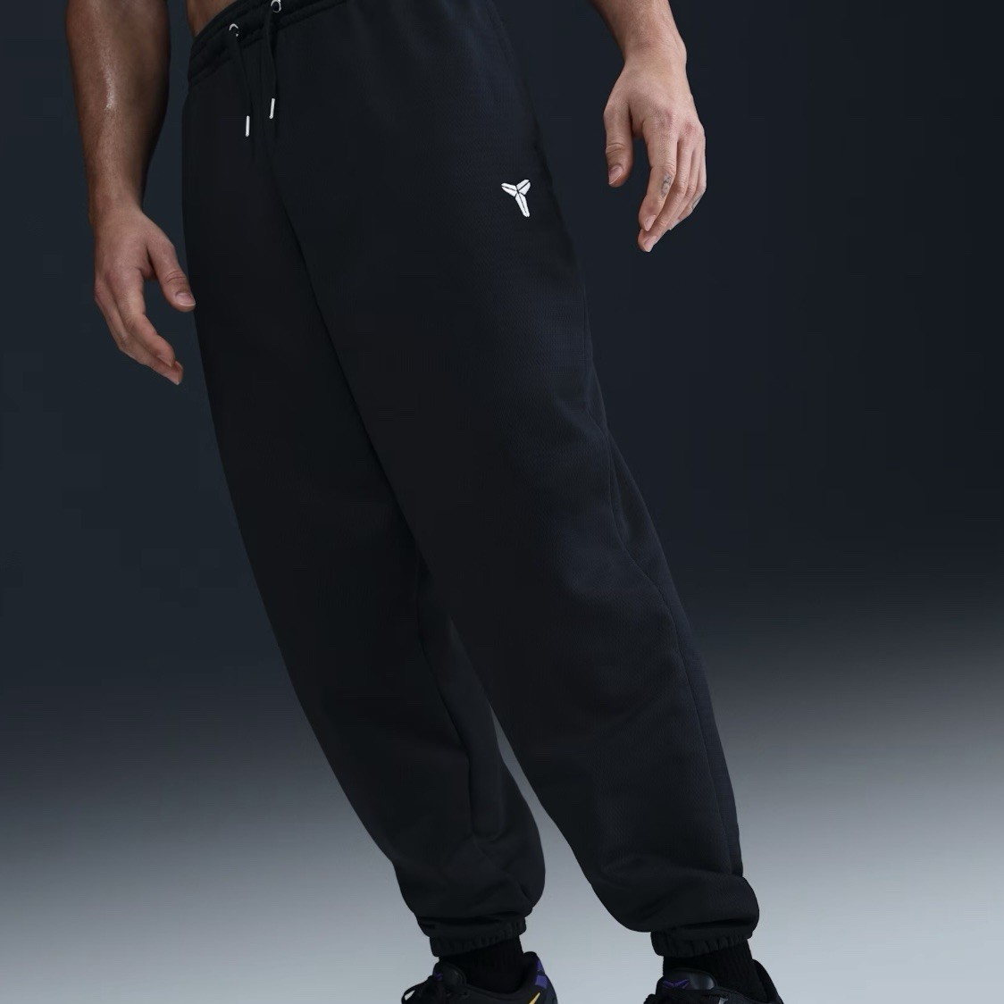 Nike Kobe Tech Fleece Pants Size XL Mens Black Therma Fit Basketball $80