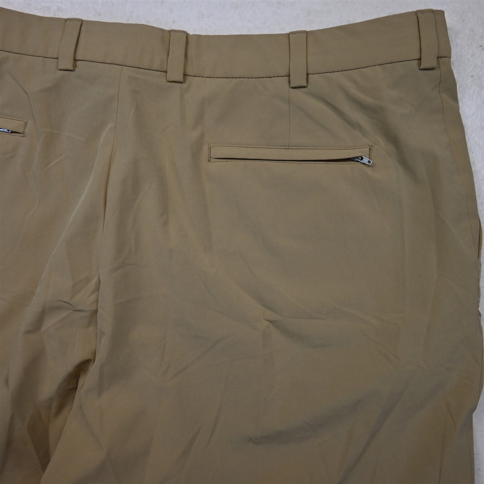 Brooks Brothers 42×8.75″ Khaki Performance Flat Front Dress Mens Shorts