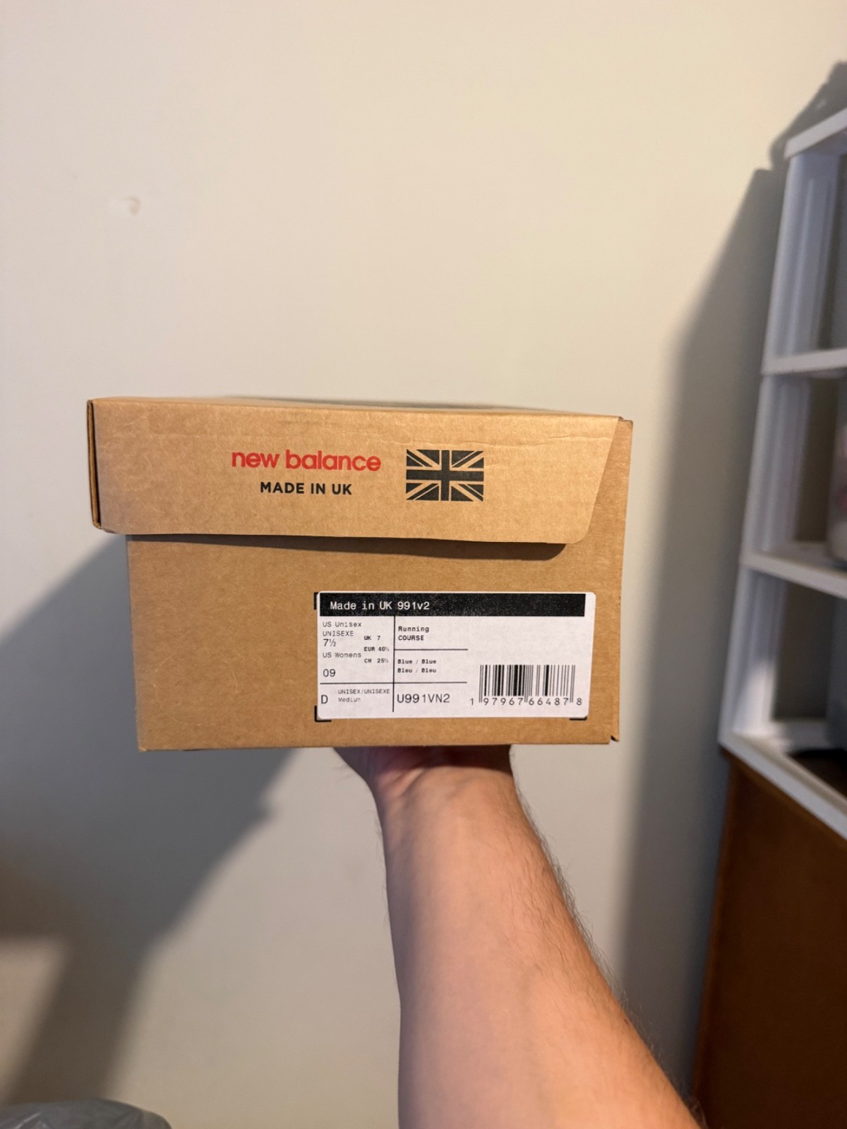 Size 7 – New Balance 991v2 Made in England Vintage Sport Pack – Navy