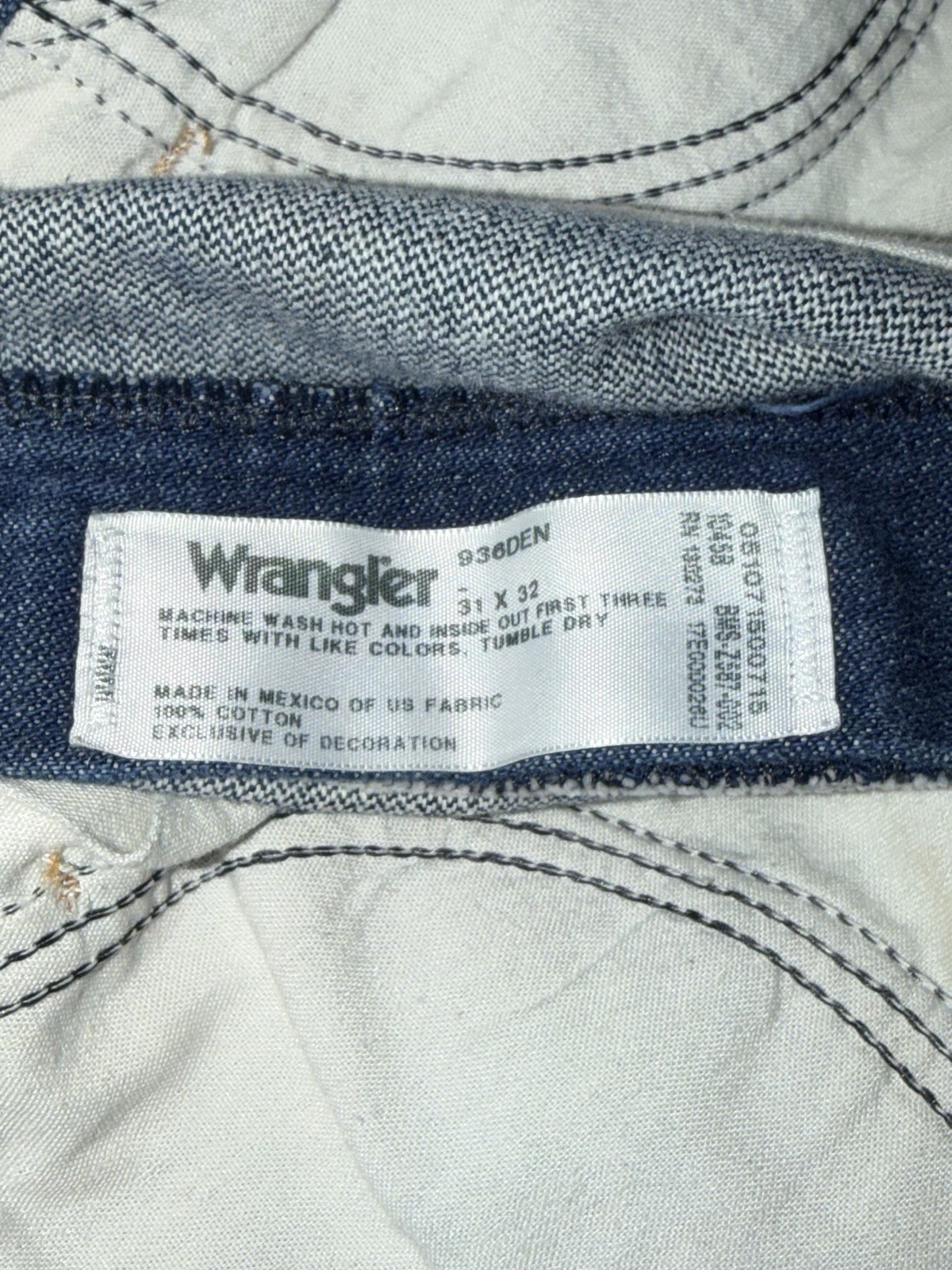 Wrangler Cowboy Cut Men’s Dark Wash Blue Denim Straight Leg Jeans Regular Fit