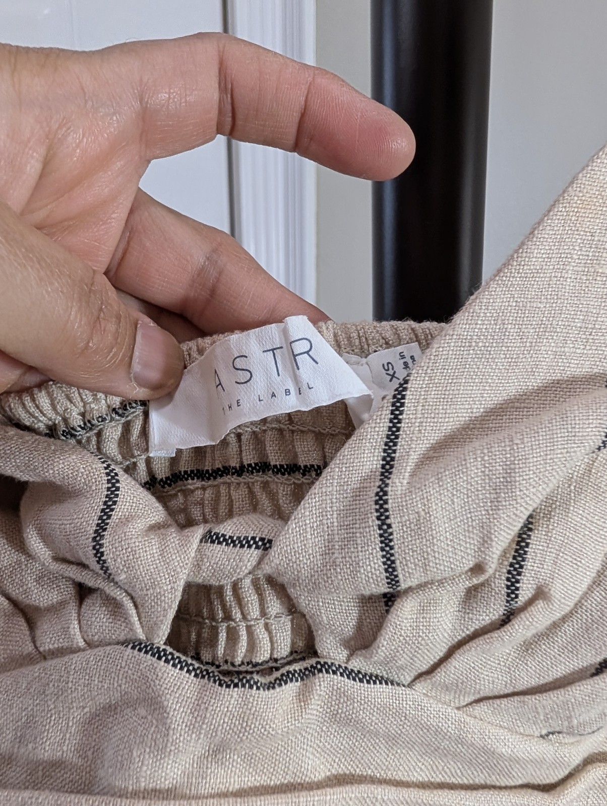 ASTR the Label Women’s XS Linen Striped Bralette, Smocked Wireless Beige/Black