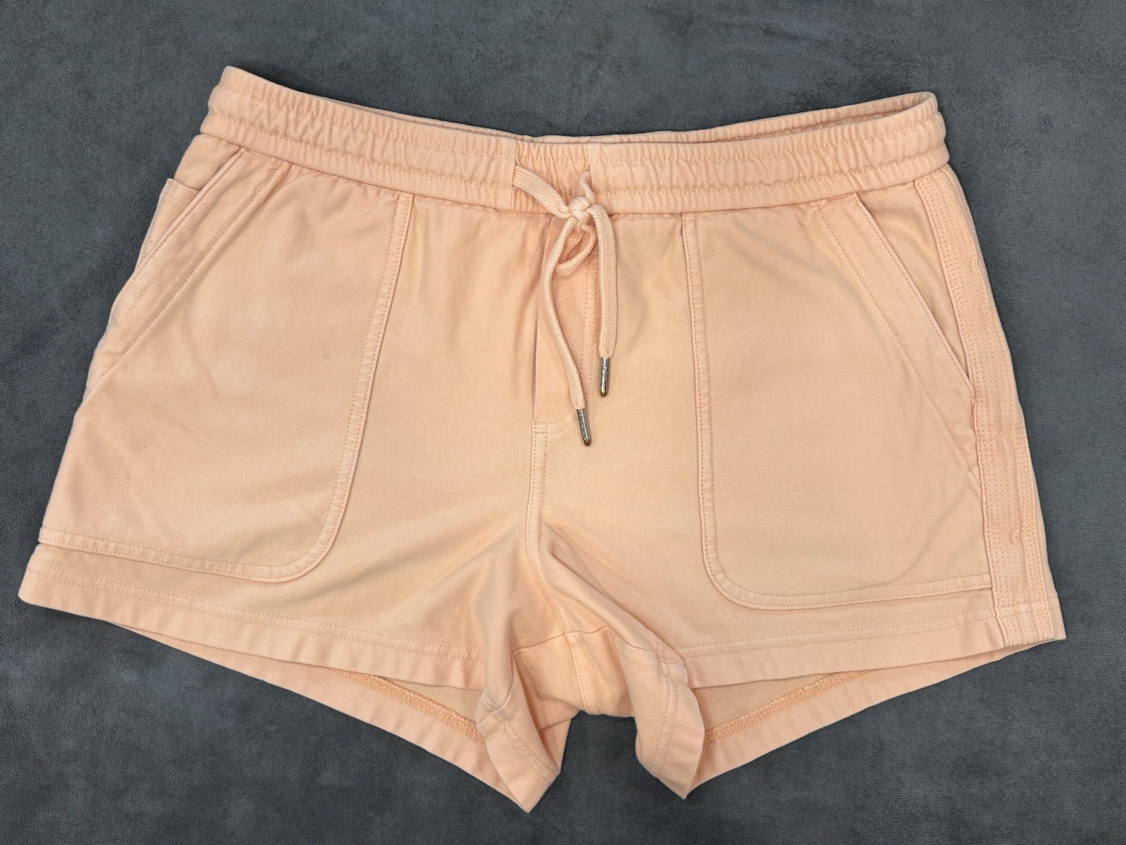 Athleta Farallon Peach Cotton Painter Pocket Shorts Size Medium 3.5 in