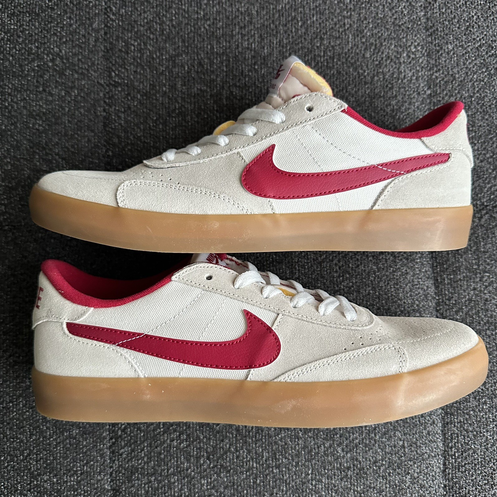 Nike Heritage Vulc SB Summit White Cardinal Red Men’s 10 Women’s 11.5
