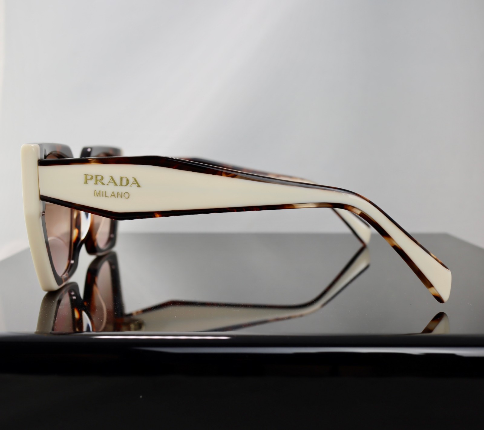 Prada PR15WS Tortoise/ Brown Lens Square Sunglasses 100% UV