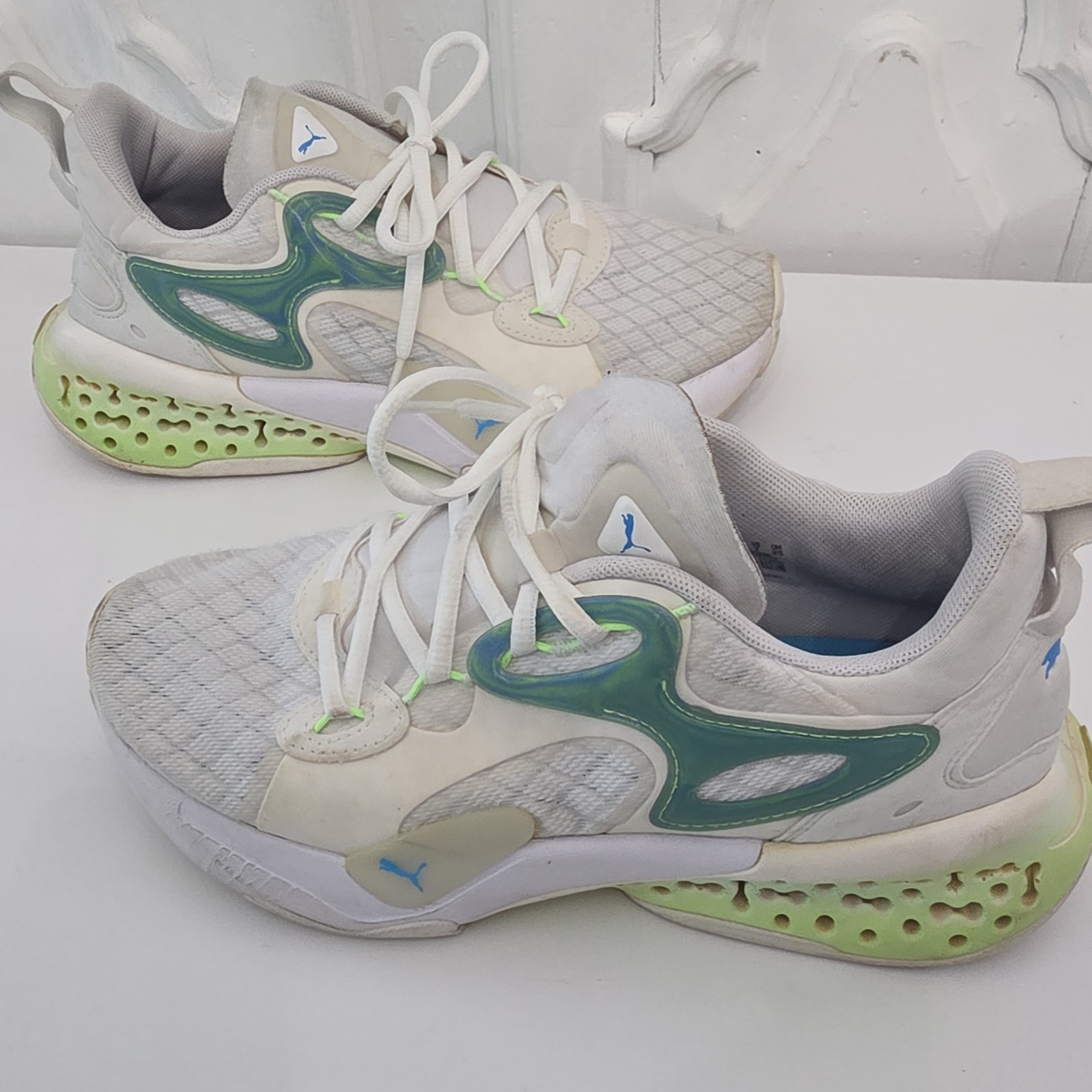 PUMA Xetic Men’s Low Top Lace-Up Athletic Sneaker White Green Blue