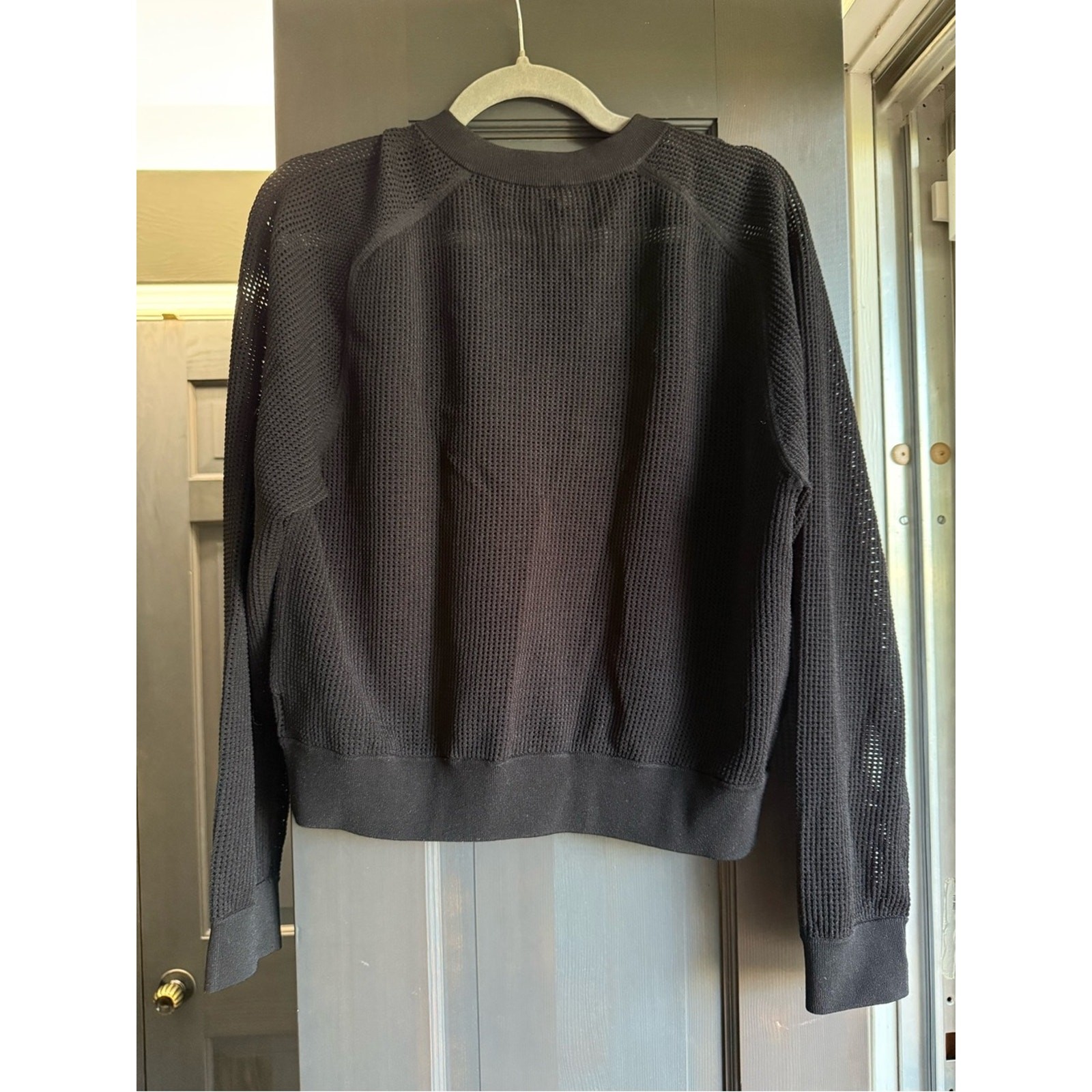 Theory Women’s Bomber Jacket Size Large Breathable Knit Black Summer Lightweight