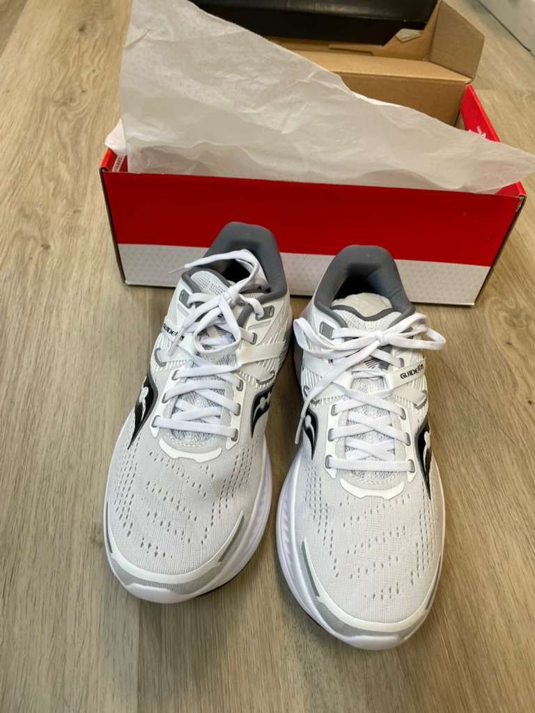 SAUCONY “GUIDE 16” ,S10810-11, WOMEN’S SZ 9. EU 42, WHITE,GREY,HOLO/BLK,RUNNING