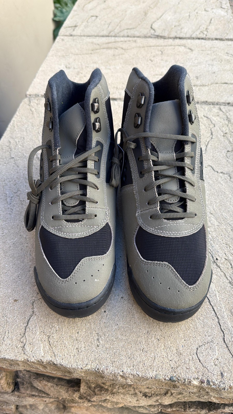 Men’s 12.5 Nike Baltoro QS IO4556-200 Olive Khaki Black Shoes
