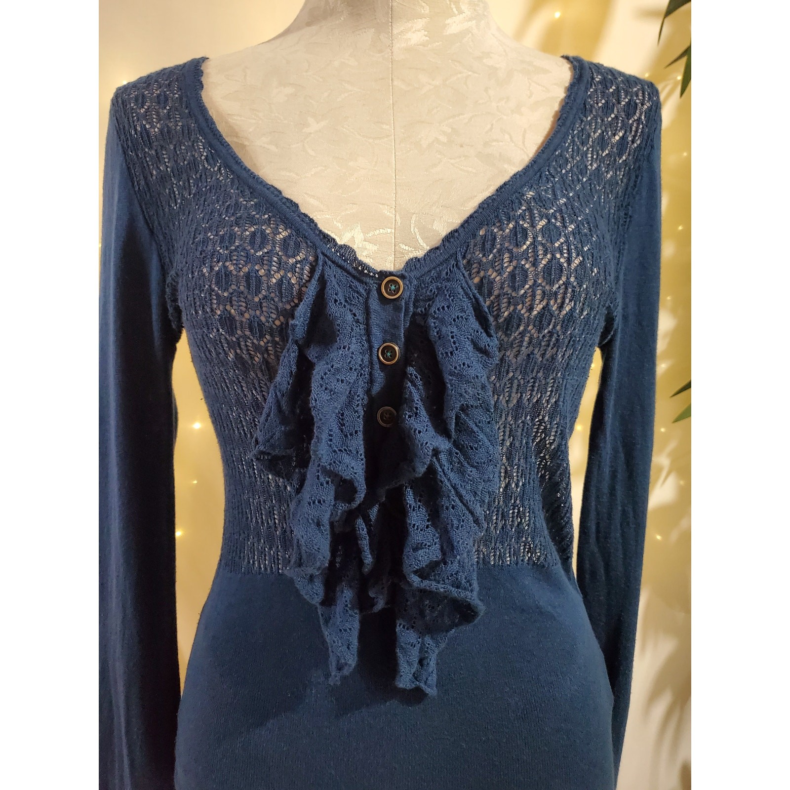 Free People Crochet Ruffle Button V-Neck Sheer Knit Sweater Womens Size S Blue