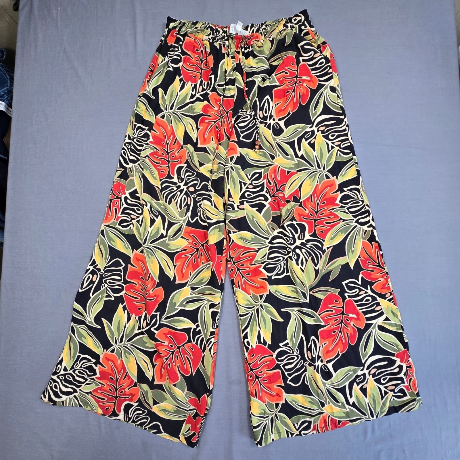 Panama Jack Medium Wide Leg Pants Black Tropical Leaf Print Casual Elastic Waist