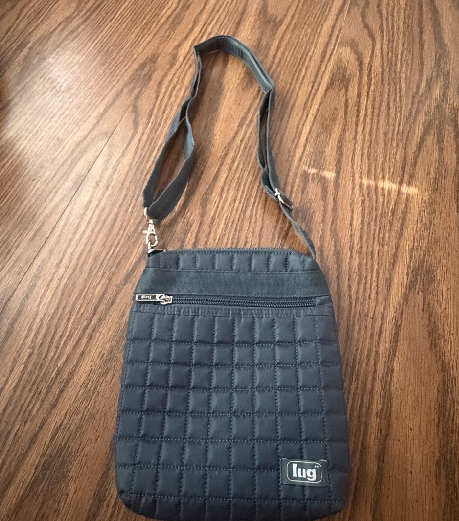 Lug Skipper Crossbody Bag Quilted Gray Nylon Travel Handbag Purse Unisex QVC EUC