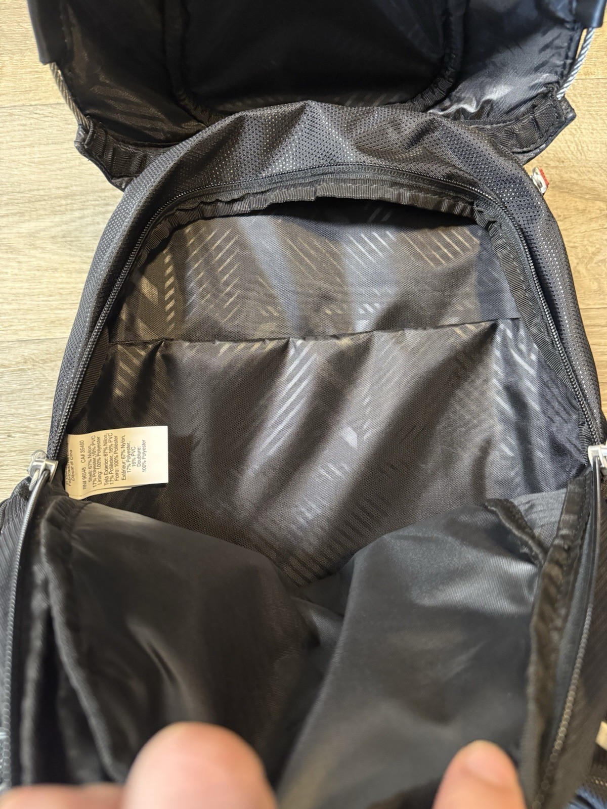 Oakley Kitchen Sink Backpack 23L Capacity – 923560DM-001- New with Tag Black