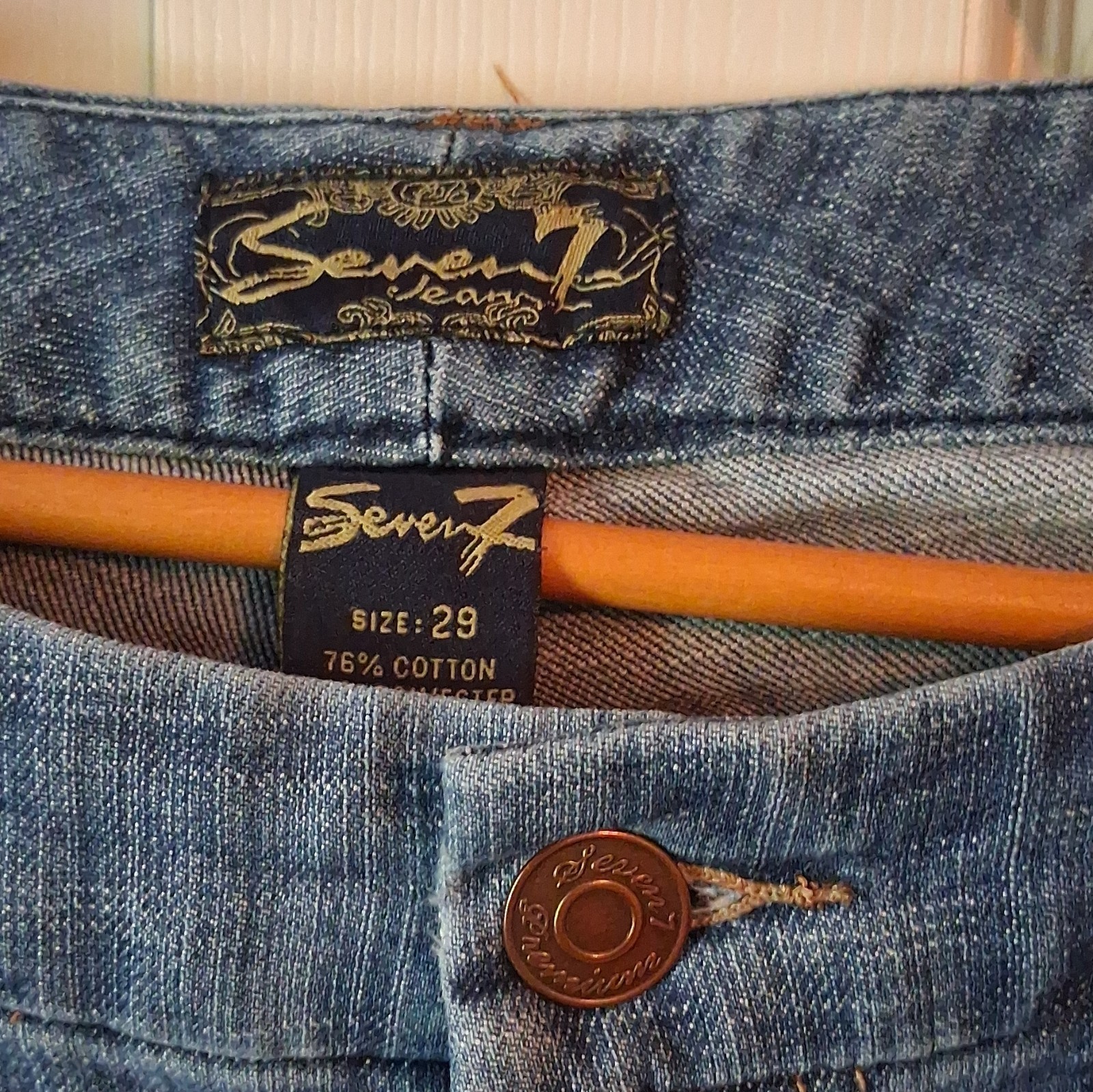 Seven7 Women’s Bootcut Blue Medium Wash Denim Jeans Cotton 5-Pocket Embroidered