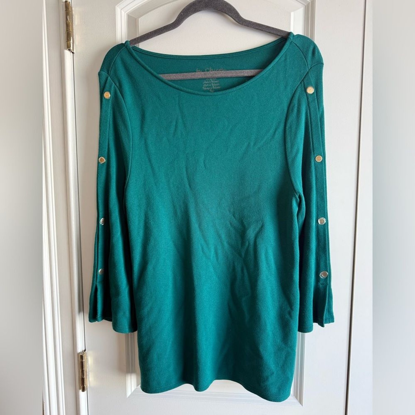 Chico’s size 1/Medium Teal Button-Sleeve Women’s Top, EUC!