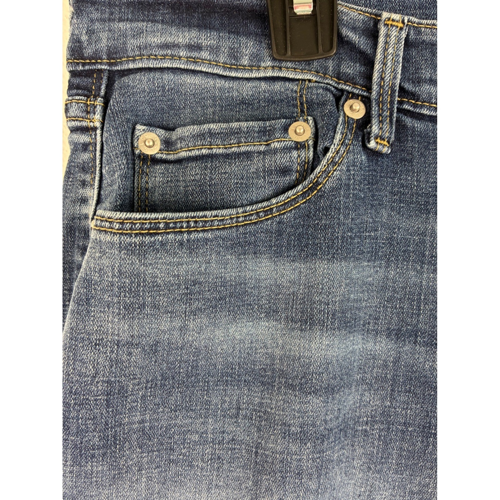 Levi’s 505 Straight Jeans Men’s 32×34 Medium Wash Denim Classic Fit
