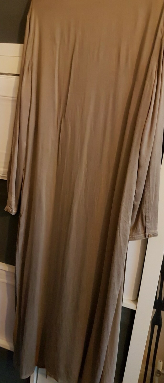 WOMANS PLANET TAUPE COLOUR EXTRA LONG CARDIGAN TYPE SIZE 12 UK VGC SOFT SILKY