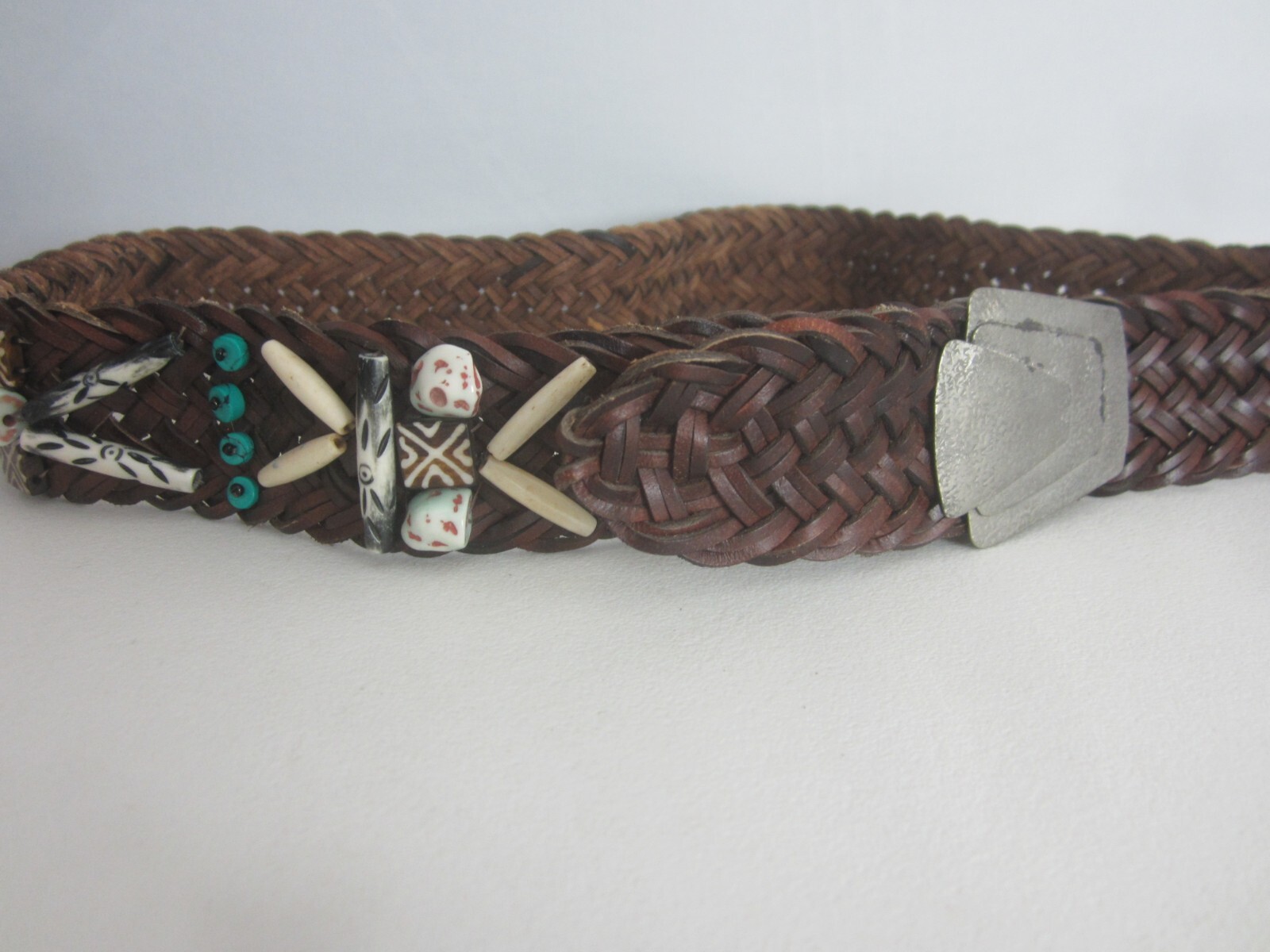 Unbranded Unisex M / L Brown Leather Woven Southwestern Belt Beaded 34″ – 36″