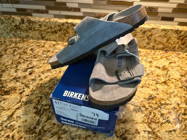 NEW BIRKENSTOCK ARIZONA Basalt Grey SOFT FOOTBED SIZE US W10M8 EU 41 Narrow Fit