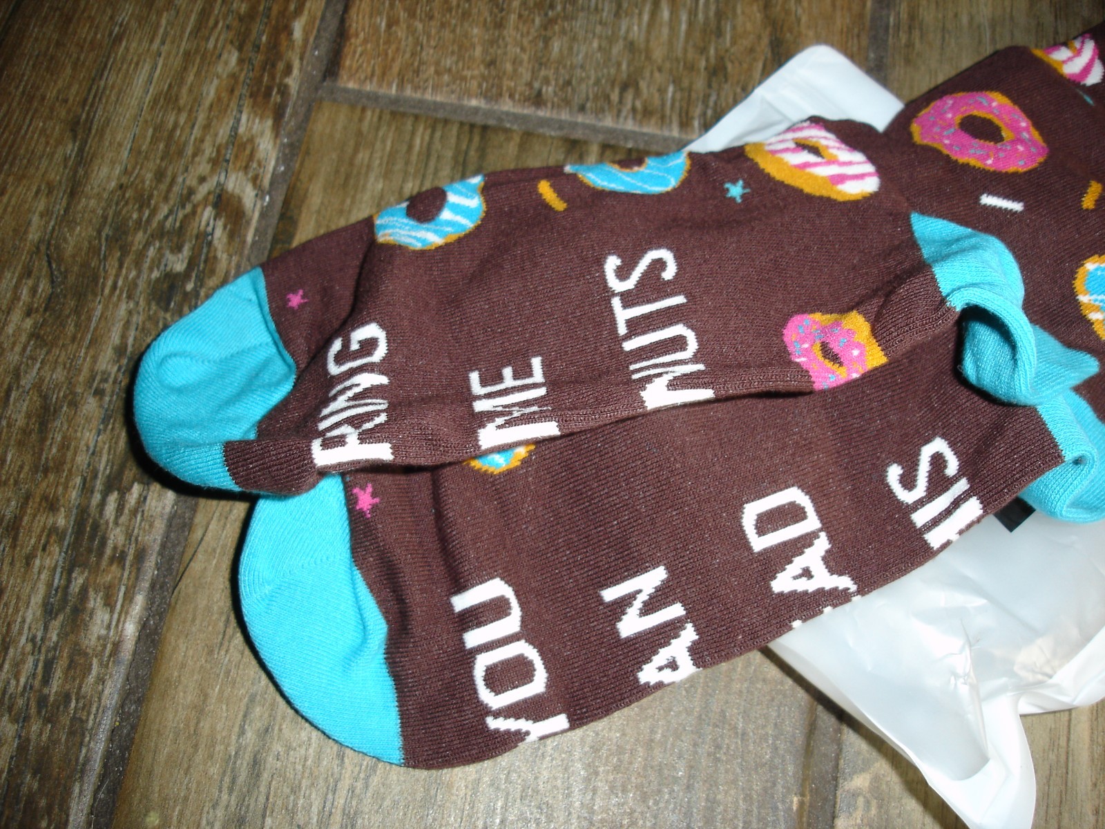 NEW Zmart brown crew socks ONE SIZE “If you can read this, bring me donuts”