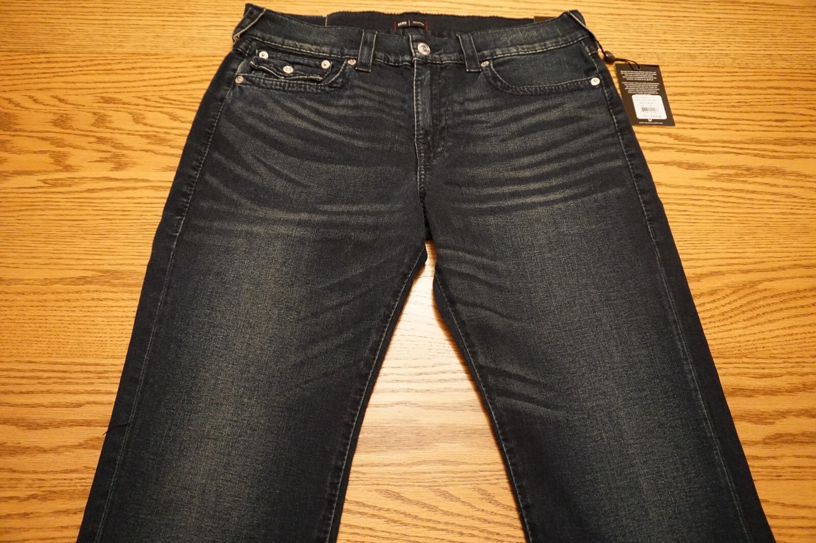 NWT MEN’S TRUE RELIGION JEANS Multiple Sizes Geno Flap Big T Relaxed Slim $169