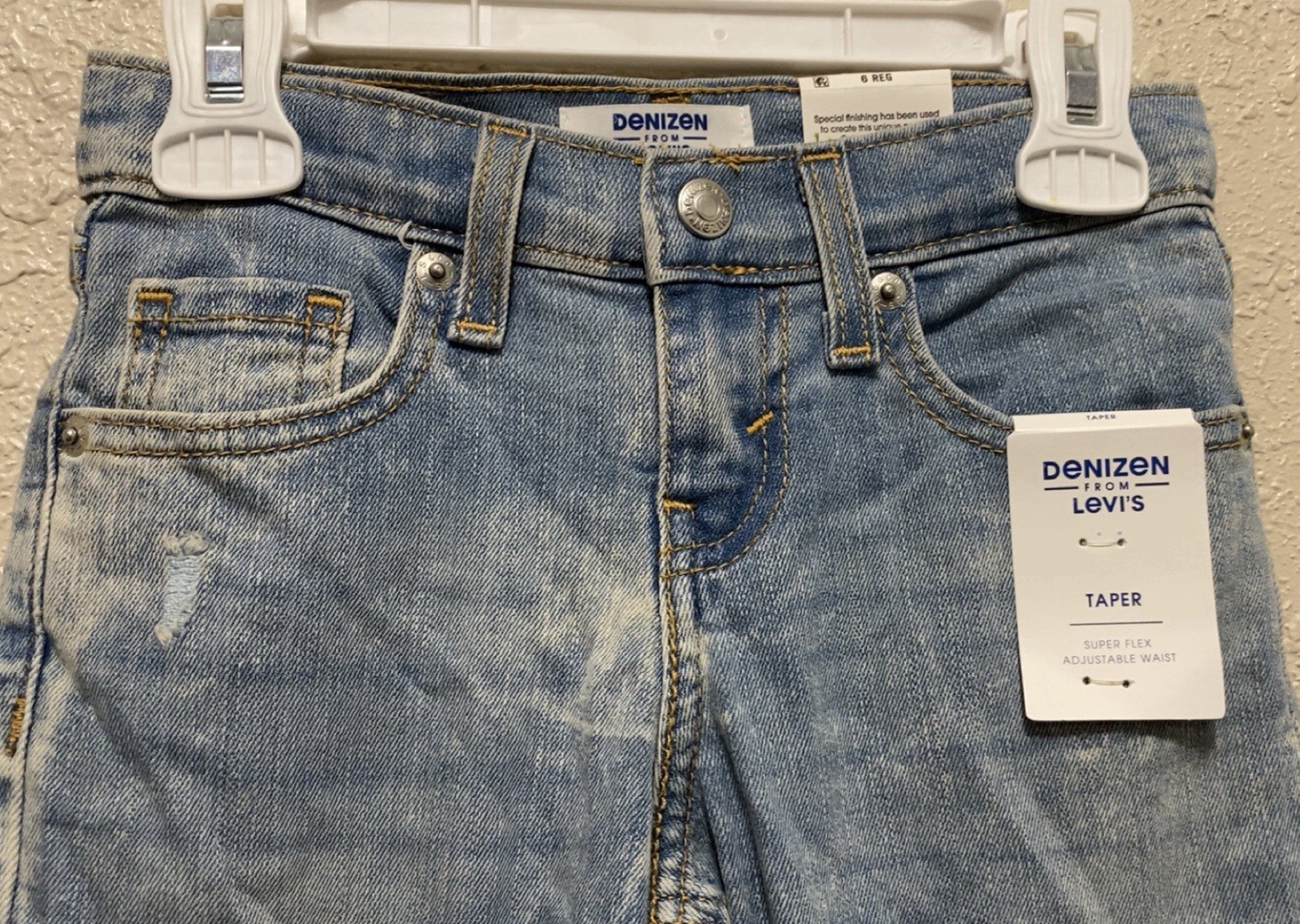 Denizen From Levi’s Boys’ Blue Taper Denim Jeans Super Flex Adjustable Waist