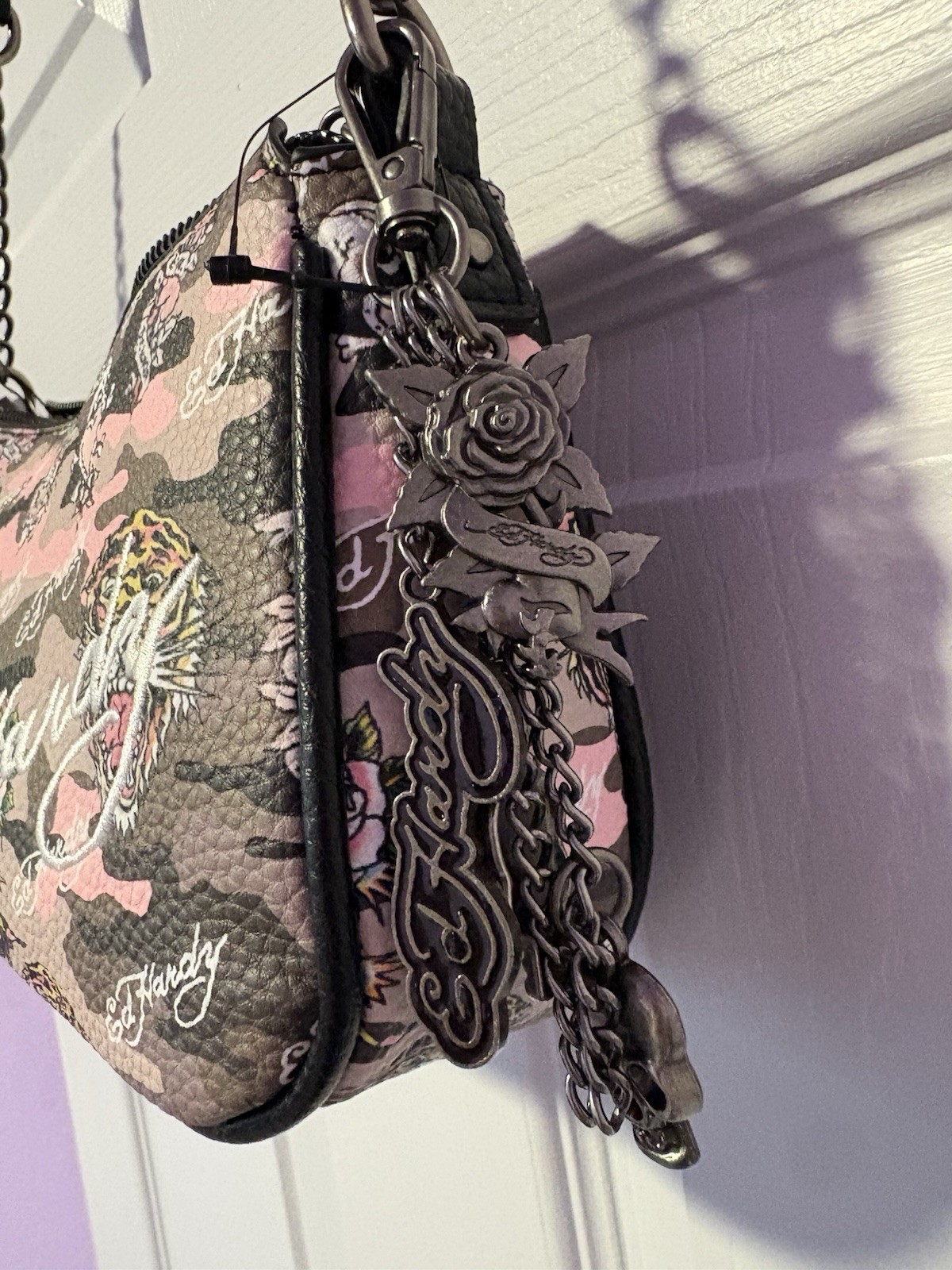 NWT Ed Hardy Shoulder/Crossbody Bag Purse Pink Camo Skulls Screaming Tigers