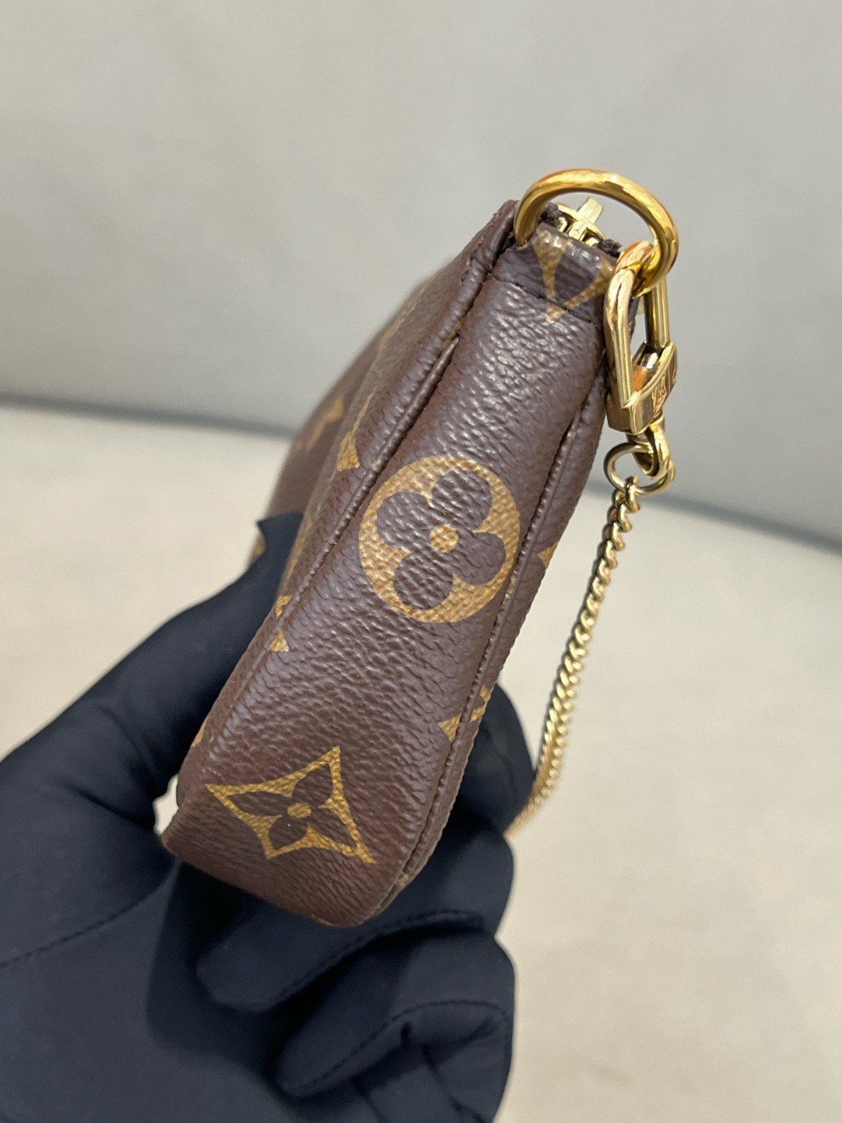Louis Vuitton Mini Pochette Accessoires Monogram Canvas Chain Shoulder Bag Auth