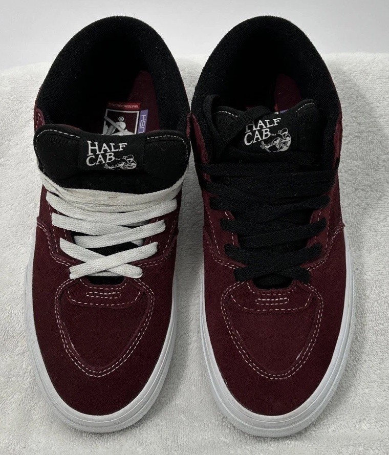 VANS HALF CAB SKATE BURGUNDY MEN’S SZ (8) 721454 NEW W/O BOX