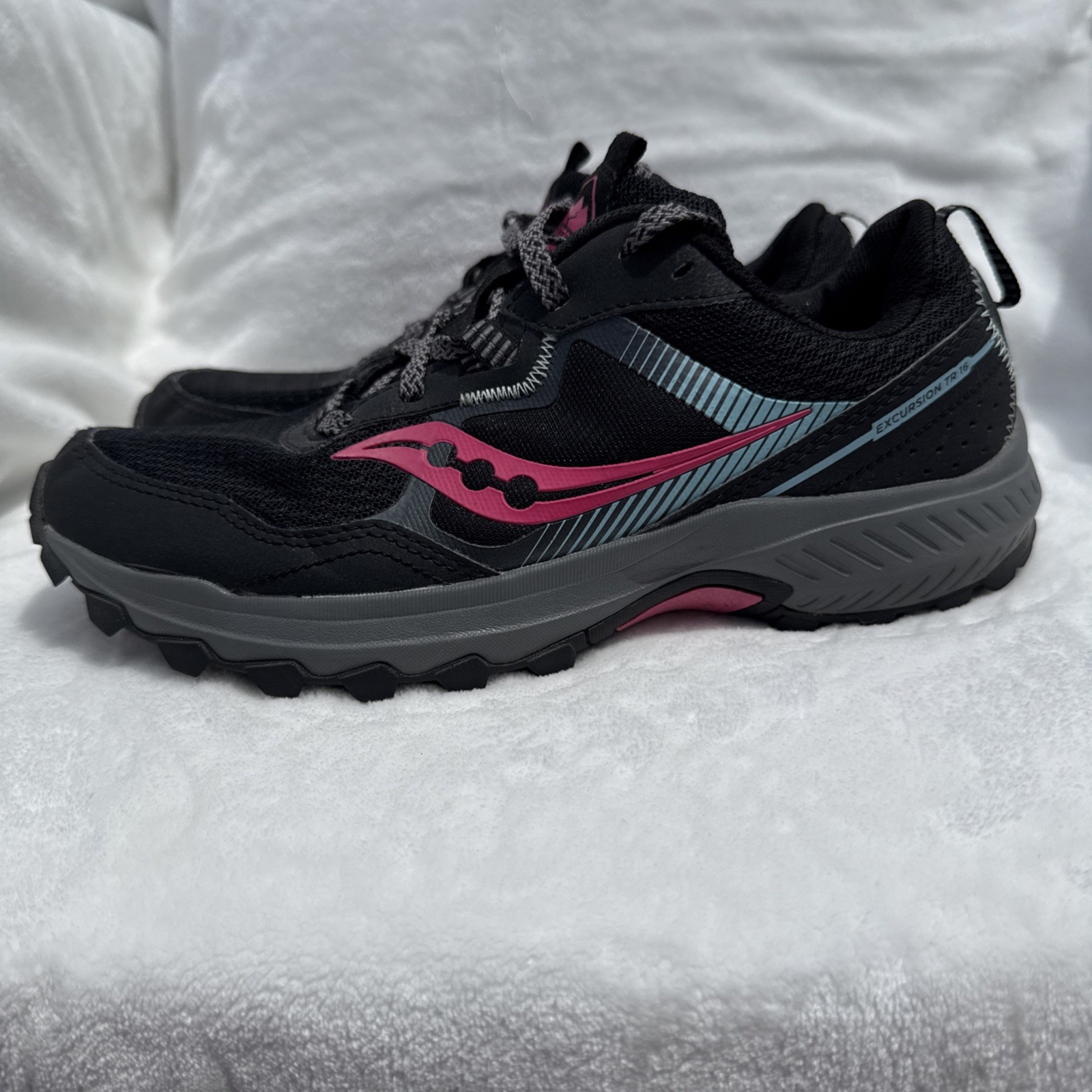 Saucony Women’s Excursion TR 16 Trail Shoes Size9 Black Fuchsia S10744-10 Amaz.