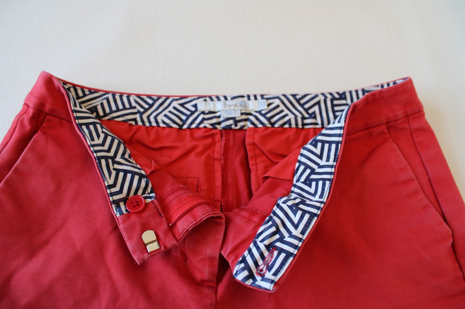 Boden Richmond Red Stretch Cotton Shorts Size US 6 – 4″ Inseam