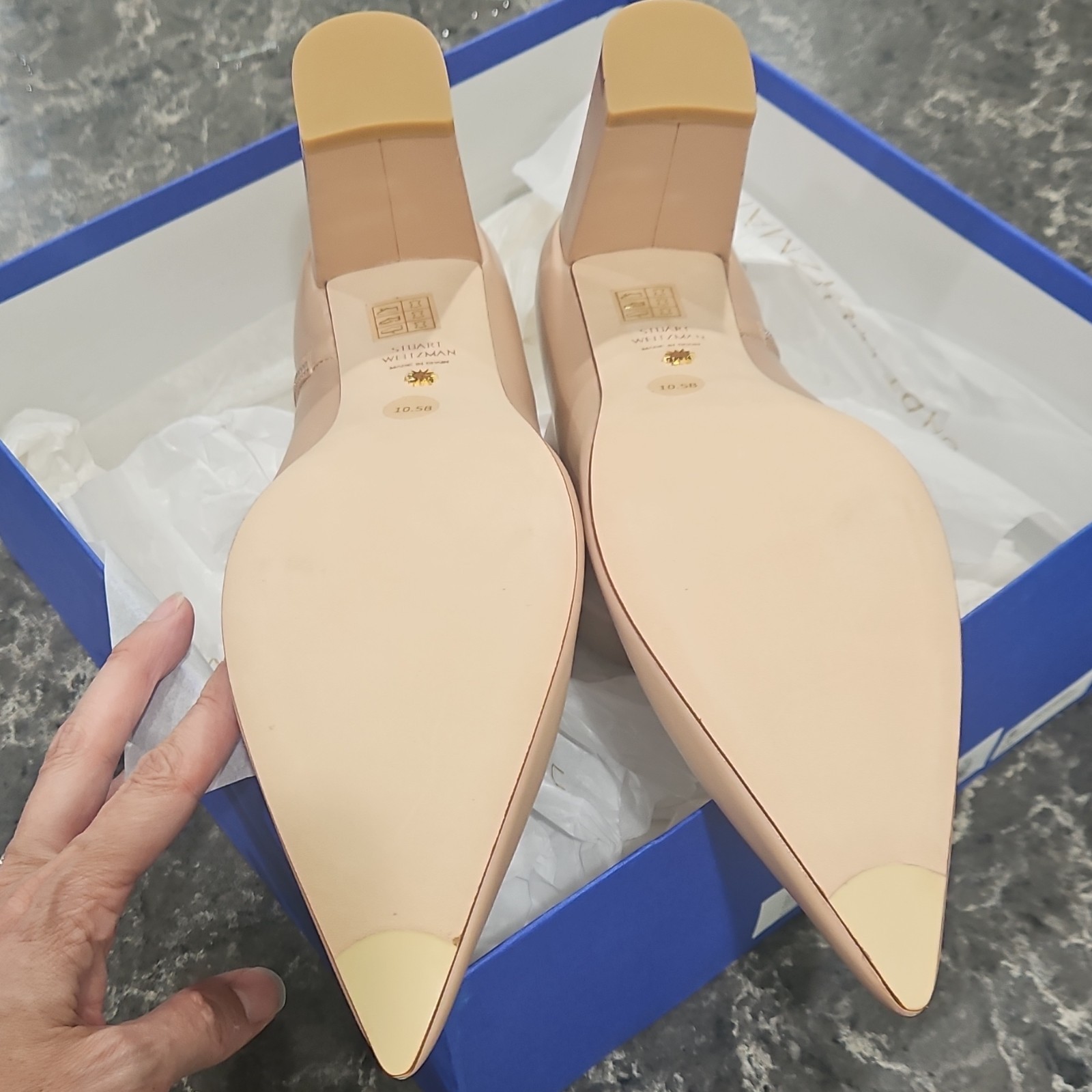 Stuart Weitzman 75 zip bootie leather booties in size 10.5 dress Nappa S8885