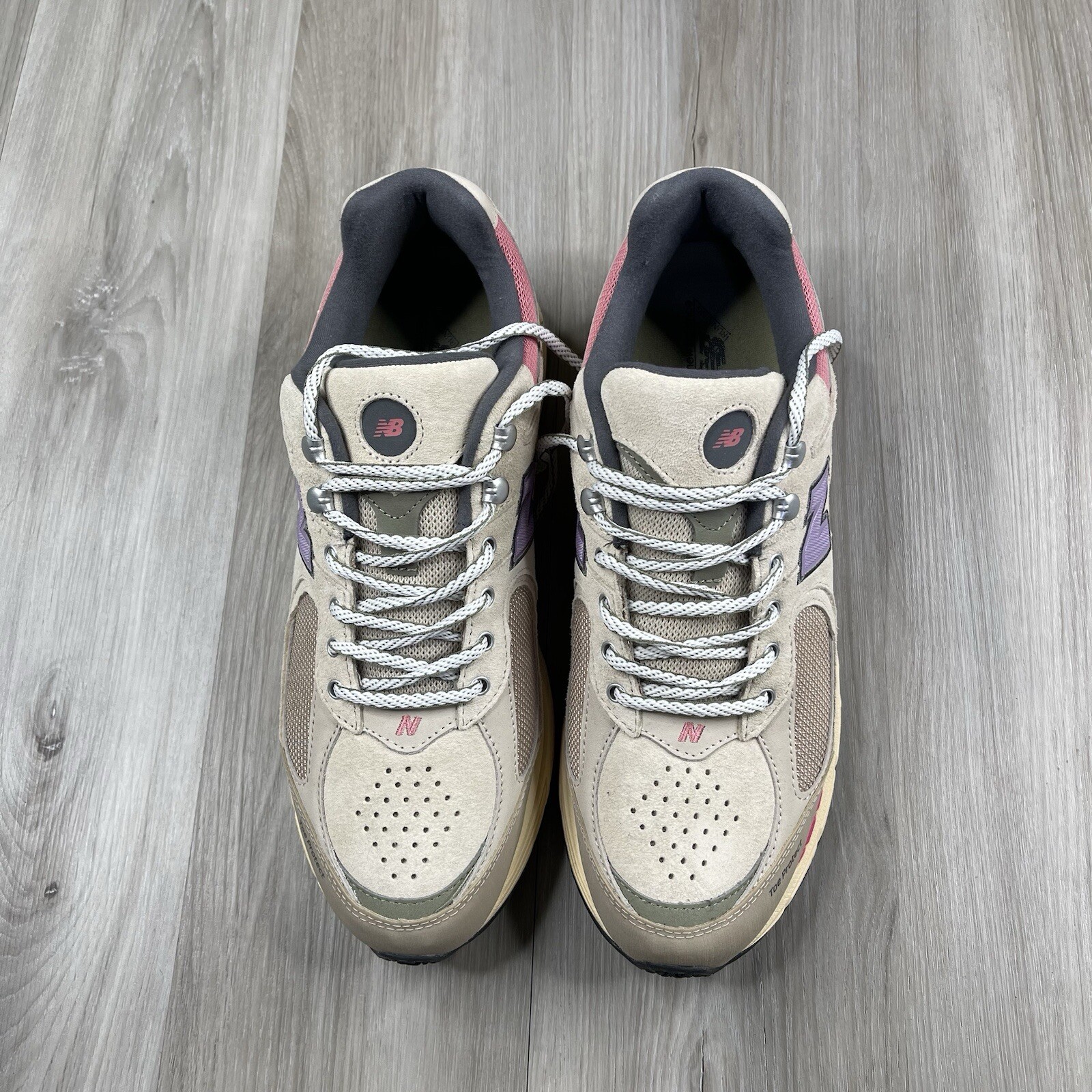 New Balance 2002R Beige Purple Pink Tan Hiking Trail Shoes M2002RWL Mens 12 NWOB