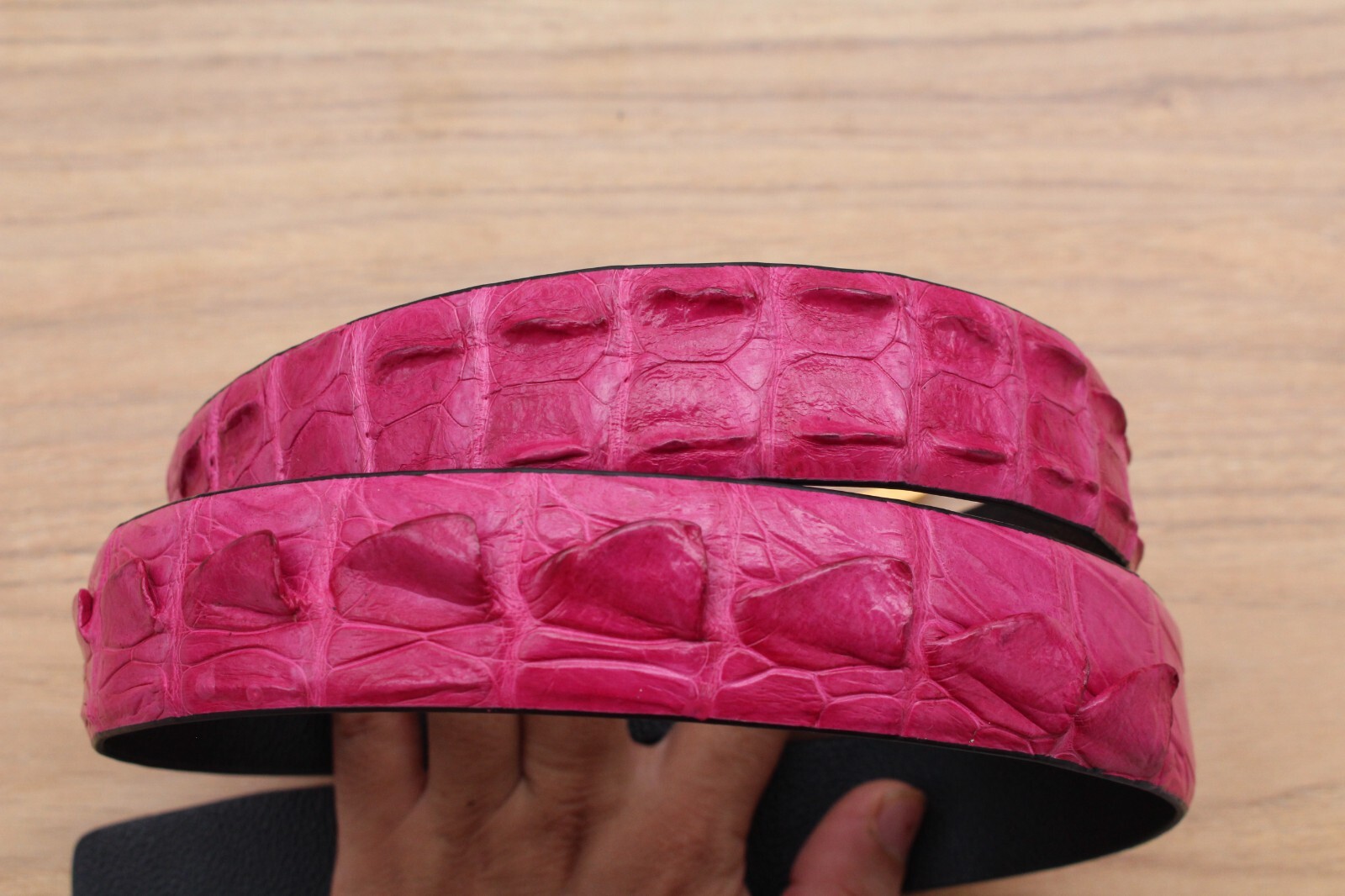 W 1.3 inch -No Jointed Pink Genuine CROC LEATHER Skin Men’s Belt