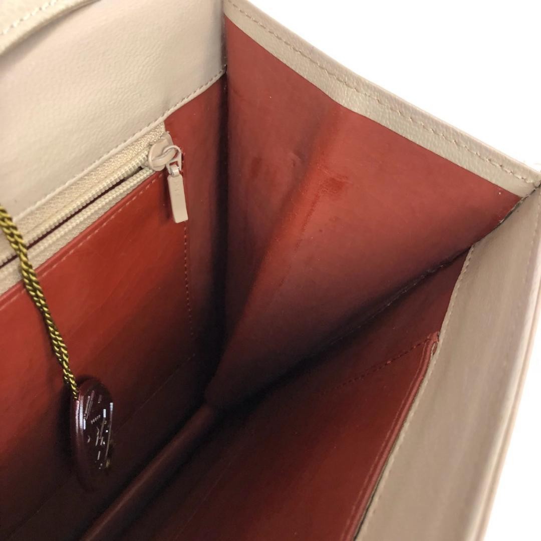 Yves Saint Laurent Shoulder Bag Beige W10.2in / D1.3in / H7.9in Authentic