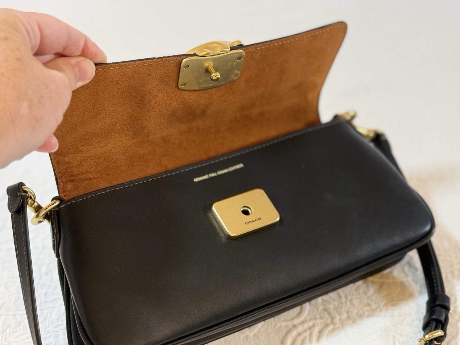 EUC Coach CAM16 Jet Tabby Shoulder Bag In Soft Black Leather