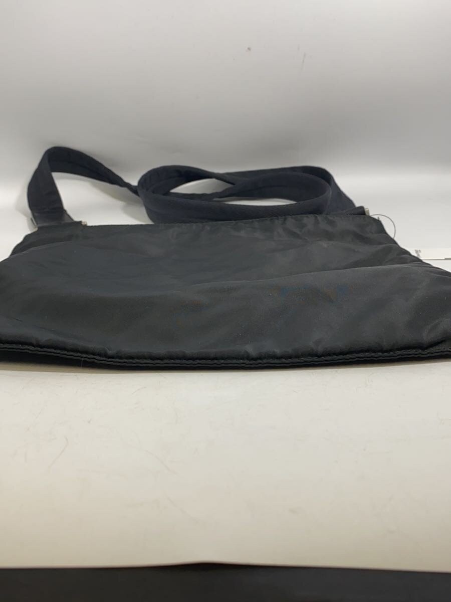 PRADA Triangle Logo Triangle Plate Bag Nylon BLK Solid