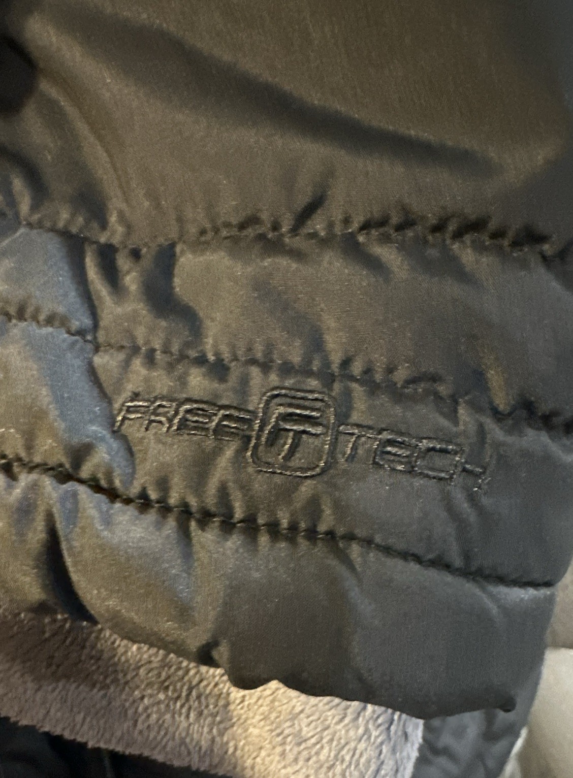 FreeTech Women’s Black Puffer Jacket Hooded Faux Fur Trim Full Zip 18W-20W