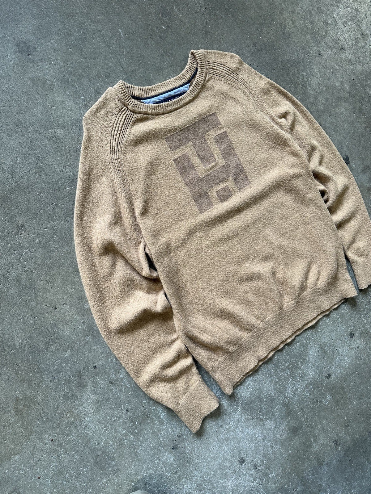 Vintage 2000s Y2K Tommy Hilfiger Embroidered Logo Knit Sweater Sweatshirt Brown