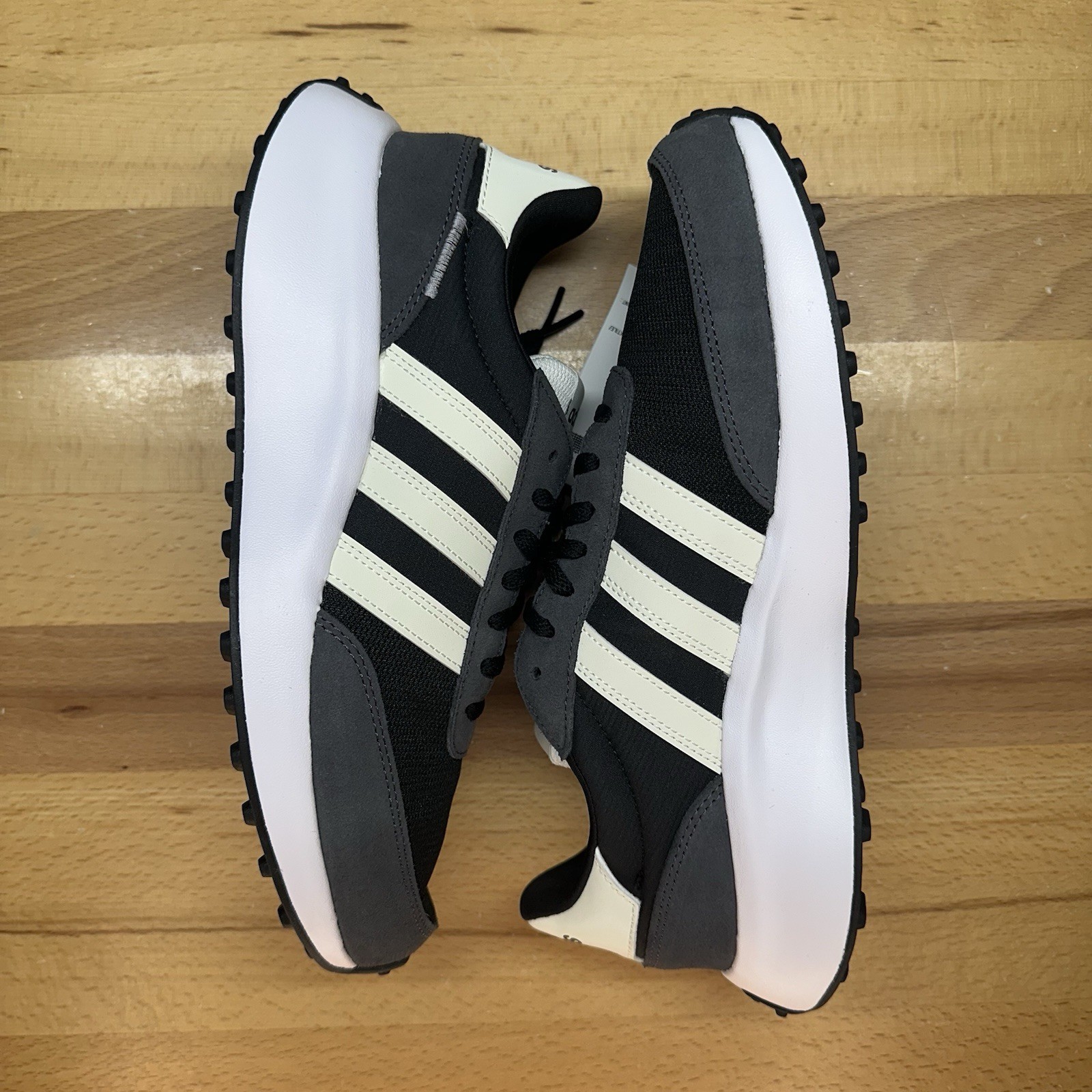 Adidas Run 70s Black Off White Sportswear Retro Running Shoes Women’s Size 8
