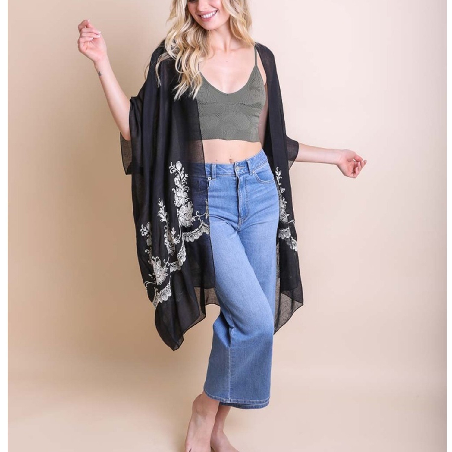 Floral Embroidered Stitch Kimono – Stylish Layering Piece for Any Occasion
